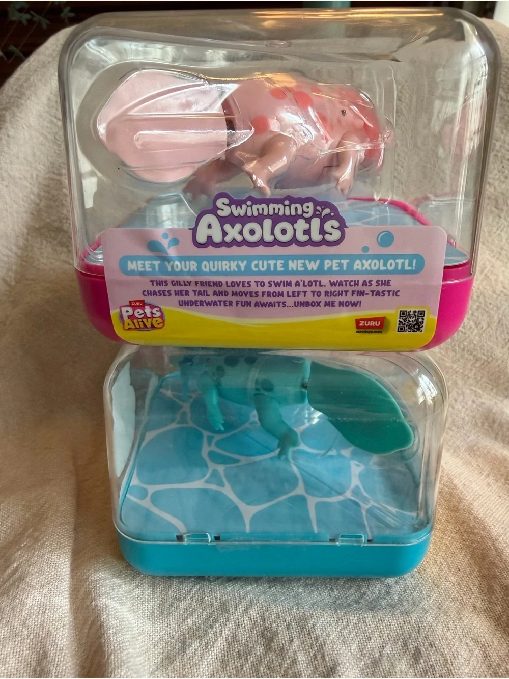 NIB~ SET OF 2 ~ Pets Alive Swimming Axolotl Toy
